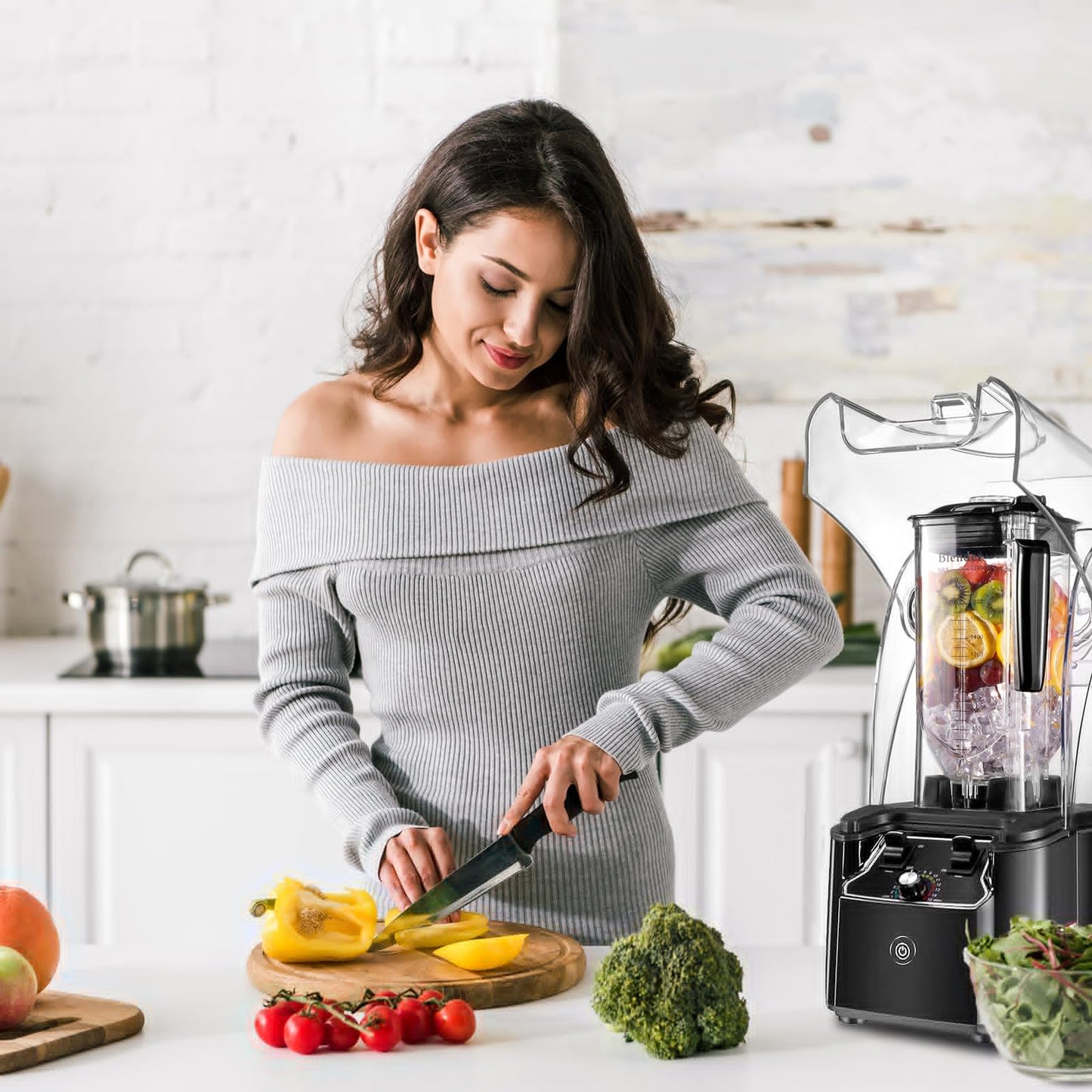 2200W commercial blender, 2.2L jar, 15 speeds, stainless steel blades, heavy-duty for smoothies and ice